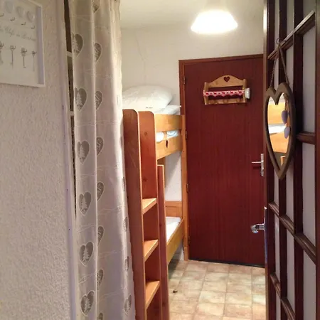4pers, Pied Des Pistes-auris 1600m Auris